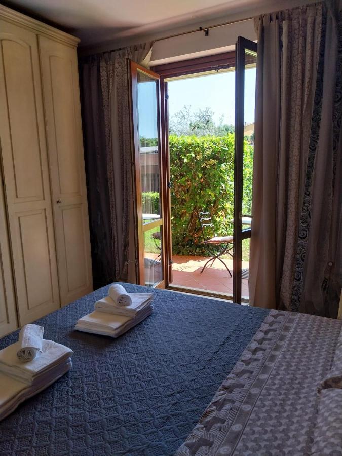 Апартаменти Casa Adela Дезенцано-дель-Гарда Екстер'єр фото
